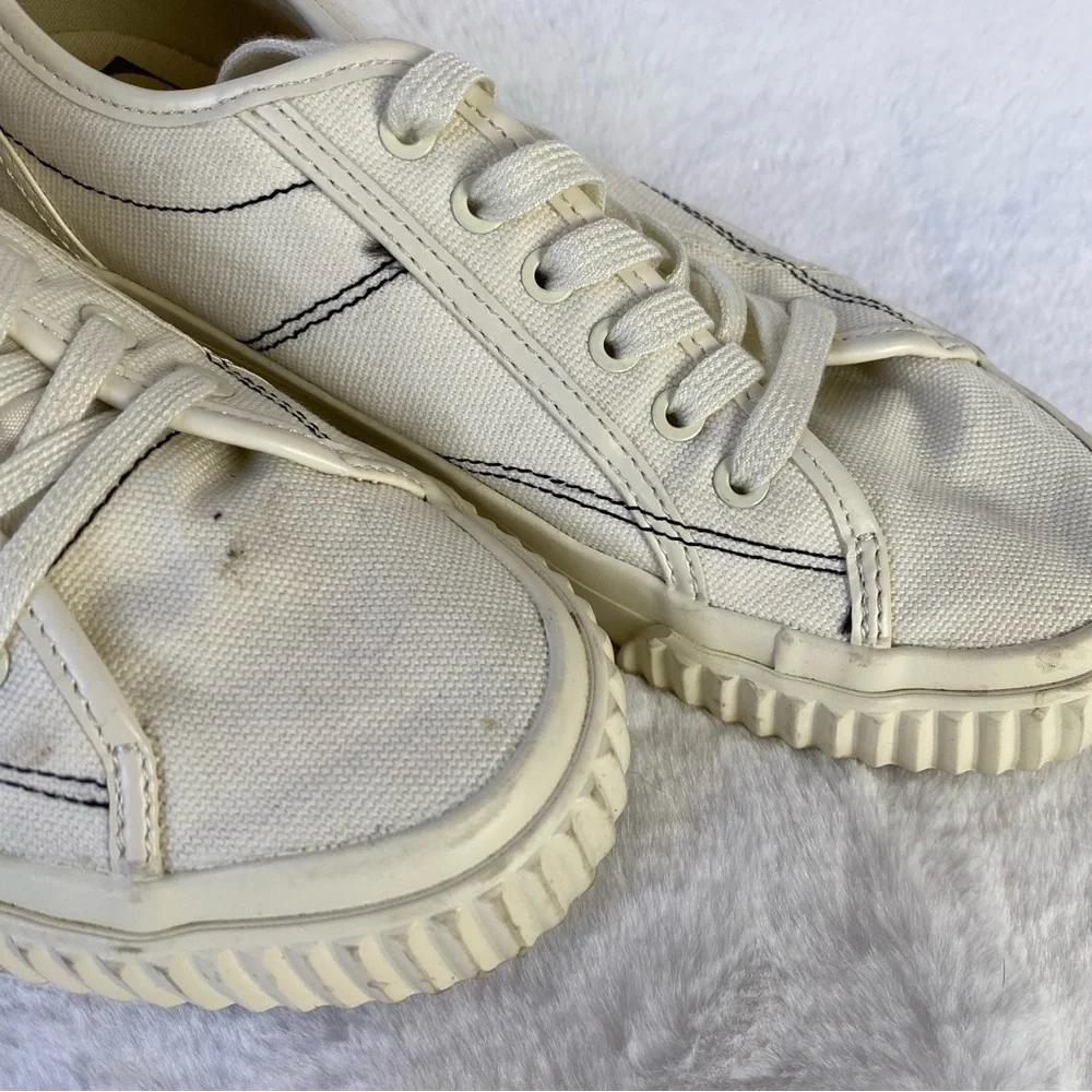 Zara Off White Canvas Aesthetic Sneakers - Picture 3 of 8